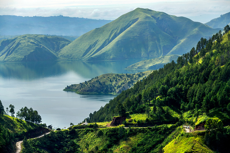 lake toba