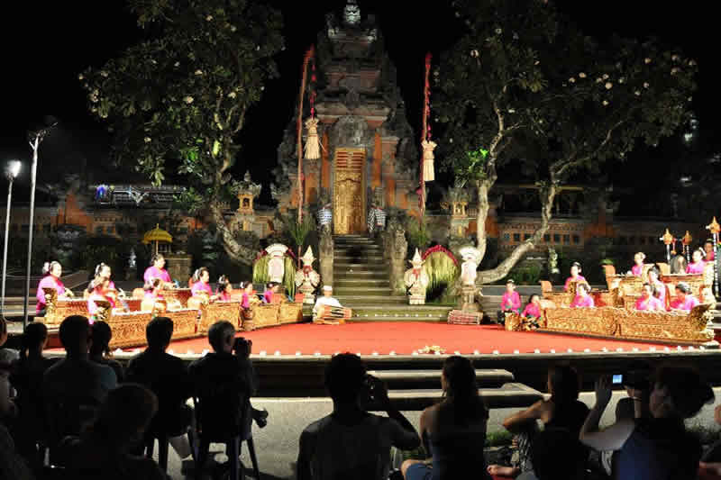 ubud night
